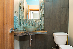 BROOKSIDE MODERN SHOWPIECE